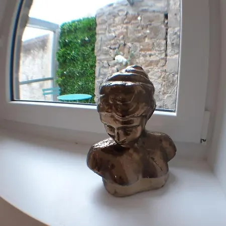 La Porte Saint Mi-sel, Au Coeur De La Cite Medievale Apartamento