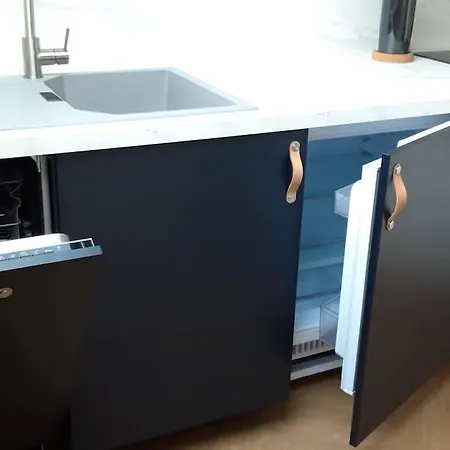 La Porte Saint Mi-sel, Au Coeur De La Cite Medievale * Guérande